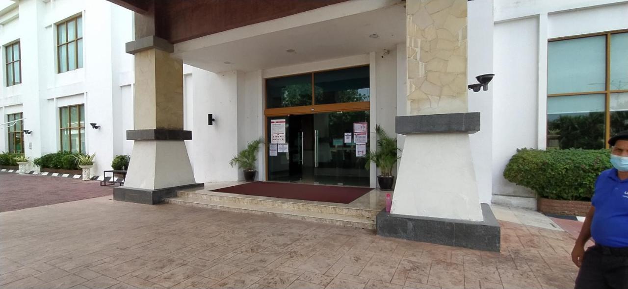 Port Dickson Private Unit Chalet 外观 照片